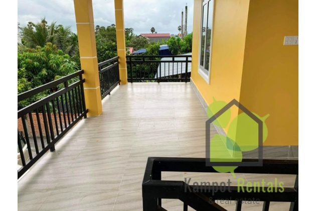 upstairs balcony - house for rent Kampot