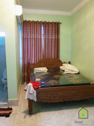 6 Bedroom house - Large living & kitchen area - Roof terrace Kampot